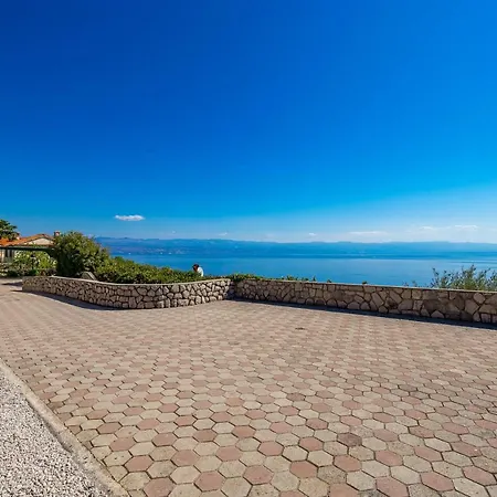 Apartment Davor
